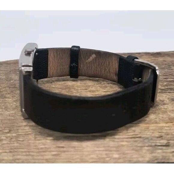 Mens  Kenneth Cole Square Tank Stainless Steel Watch - New Battery - Picture 3 of 9